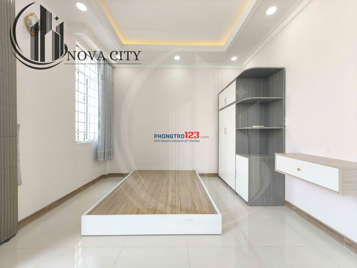 Chính chủ Ban công góc ngã 4 View mở thoáng sáng mới