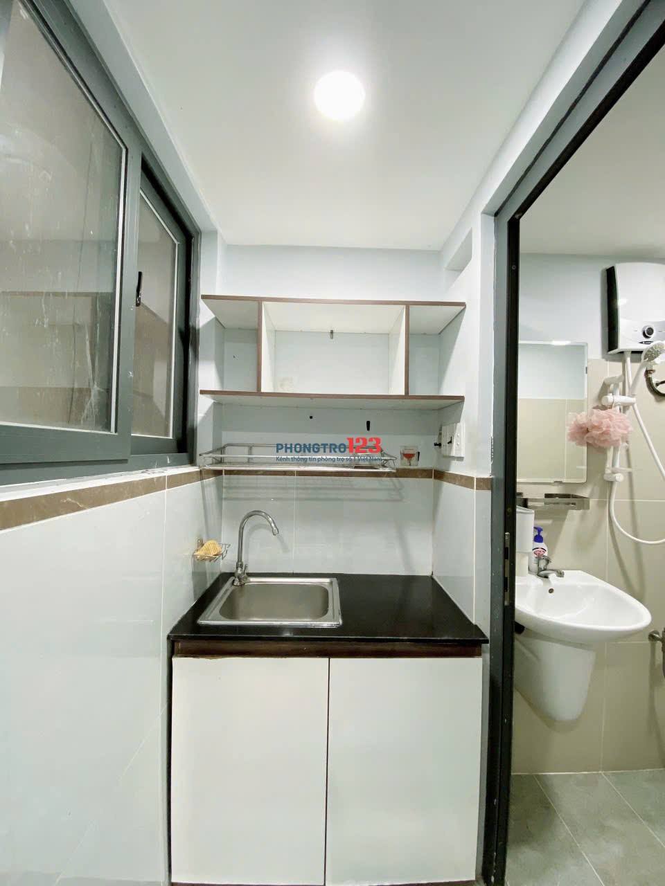 CHO THUÊ CĂN HỘ ĐỐI DIỆN BẾN XE MIỀN ĐÔNG – GẦN NGÃ TƯ HÀNG XANH