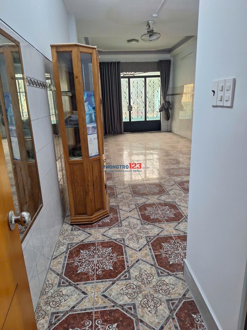 Chính chủ cho thuê phòng ngay đối diện tòa án nhân nhân quận bình thạnh - 318 Bạch Đằng