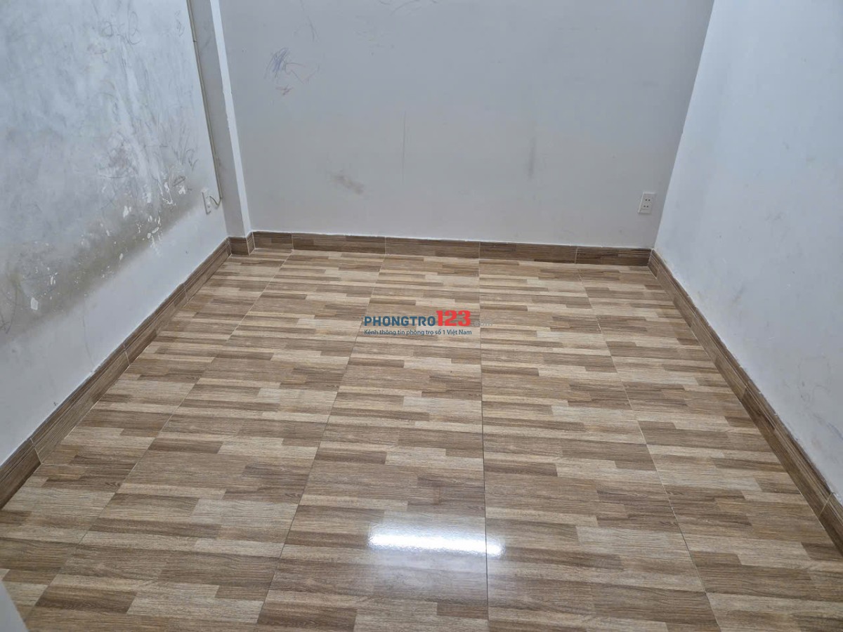 Quận 12 Cho thuê nhà nguyên căn, gần KDC Hiệp Thành City, hẻm xe hơi 7m.