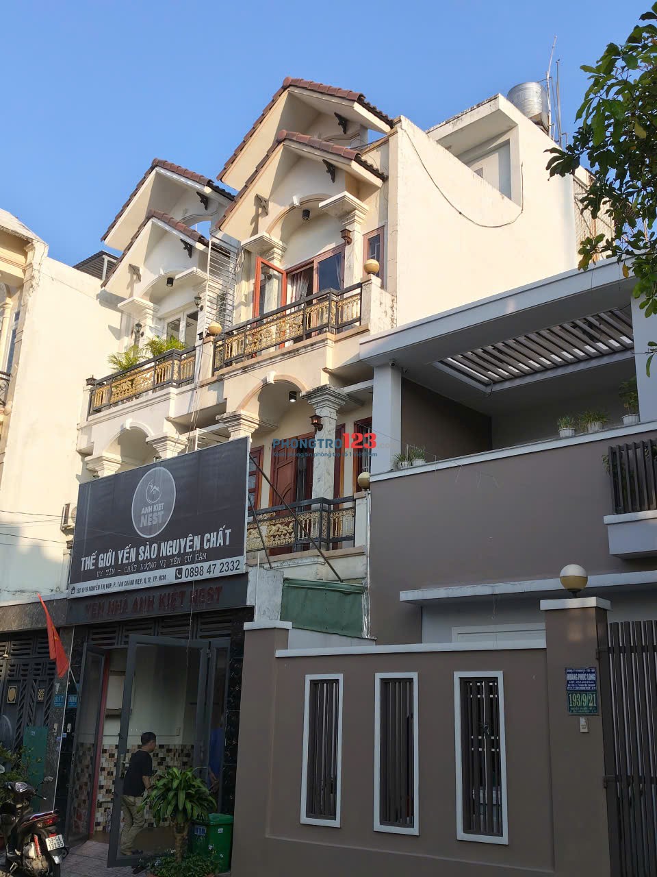 Quận 12 Cho thuê nhà nguyên căn, gần KDC Hiệp Thành City, hẻm xe hơi 7m.