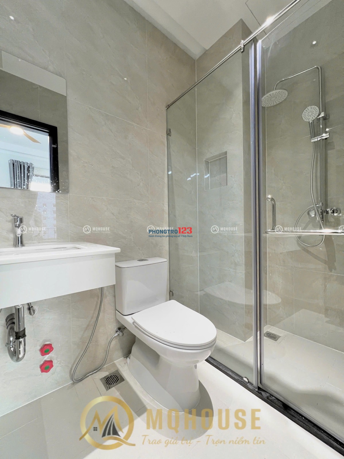 Căn hộ studio full nội thất ban công máy giặt riêng gần cv Hoàng Văn Thụ, Lăng Cha Cả quận Tân Bình