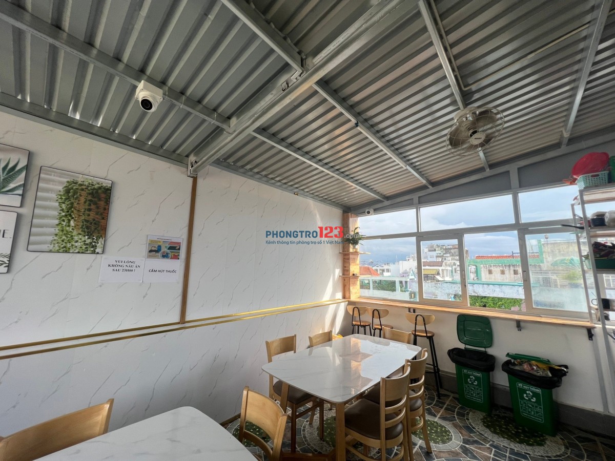 KÍ TÚC XÁ SINH VIÊN - GIÁ HẠT DẺ - Q5, Q10, PN -CAO CẤP - SANG TRỌNG - YÊN TĨNH