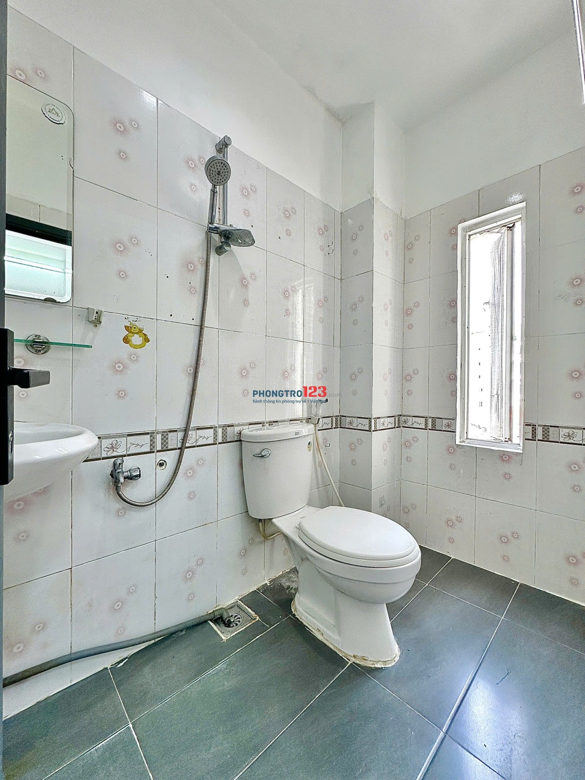 PHÒNG 25M² CỬA SỔ TRỜI THOÁNG MÁT – NGAY NGUYỄN VĂN LINH, QUẬN 7 – GIÁ CHỈ 3TR8