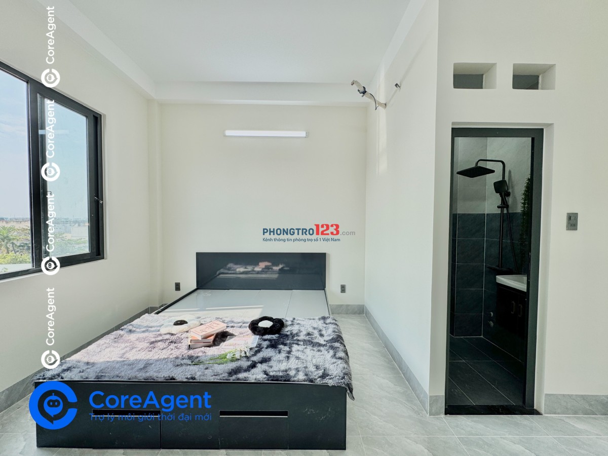 Studio ban công - Mới 100% - ngay 250 Võ Văn Hát