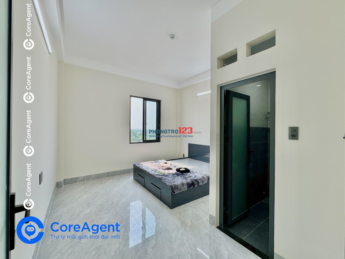 Studio ban công - Mới 100% - ngay 250 Võ Văn Hát