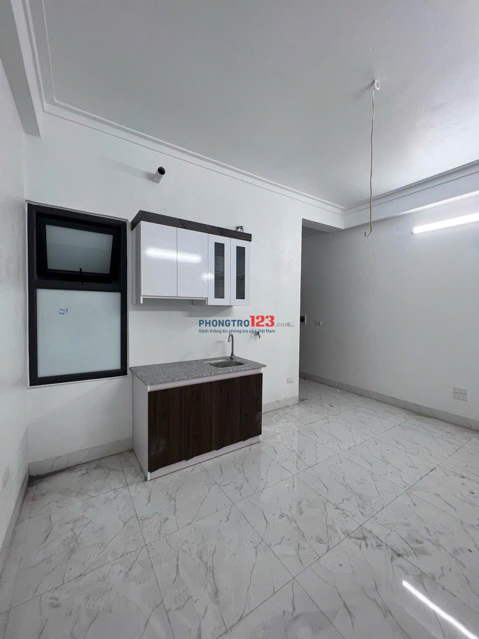 Phòng trọ cho sinh viên, người đi làm chỉ việc sách va ly vào ở luôn