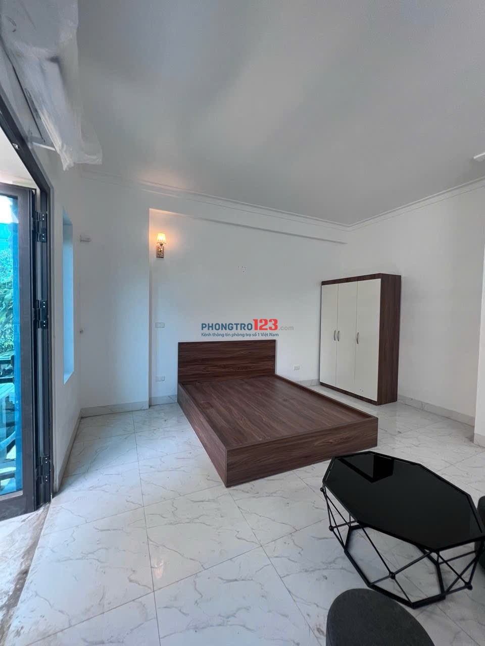 Phòng trọ cho sinh viên, người đi làm chỉ việc sách va ly vào ở luôn