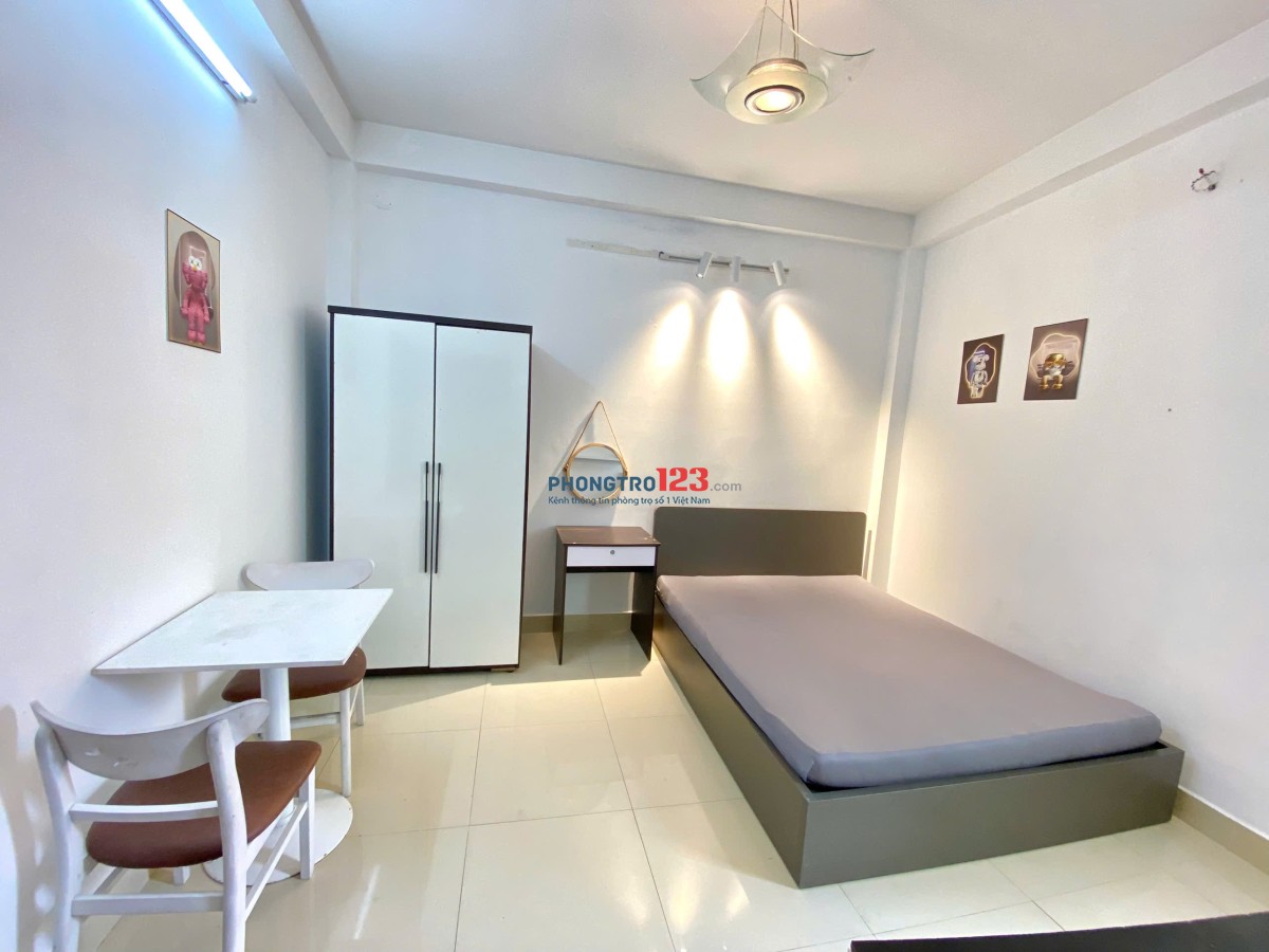 Cho thuê phòng trọ đầy đủ nội thất cơ bản gần ĐH Văn Lang Q. Bình Thạnh