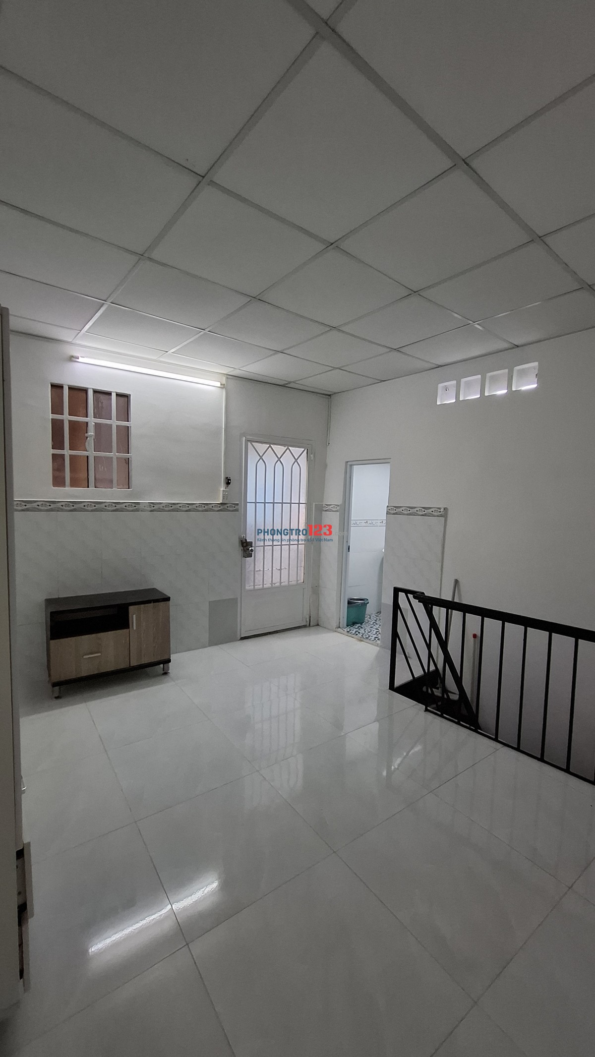 Nhà mới, nhỏ xinh. Ngay trung tâm Bình Thạnh