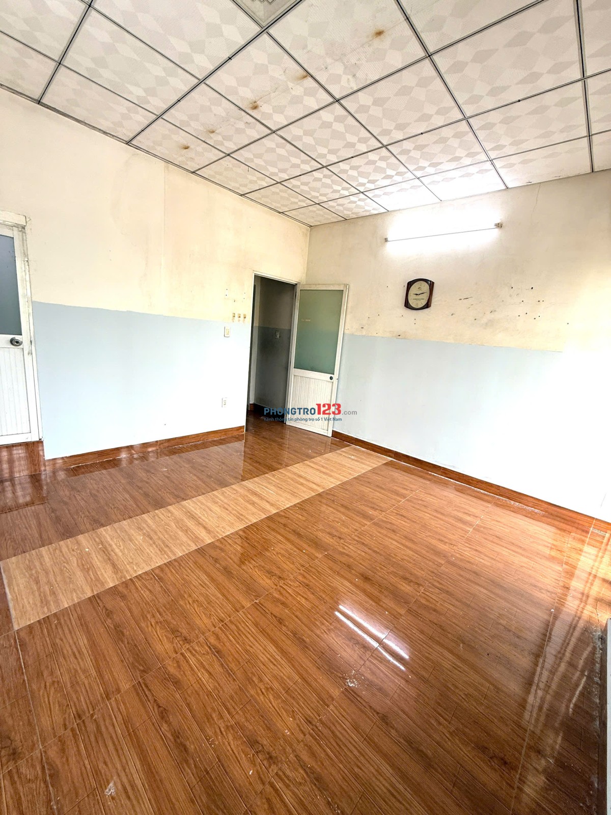 Cho thuê Phòng Âu Dương Lân P3Q8. (25m2) từ 2.5triệu/P, Có WC riêng