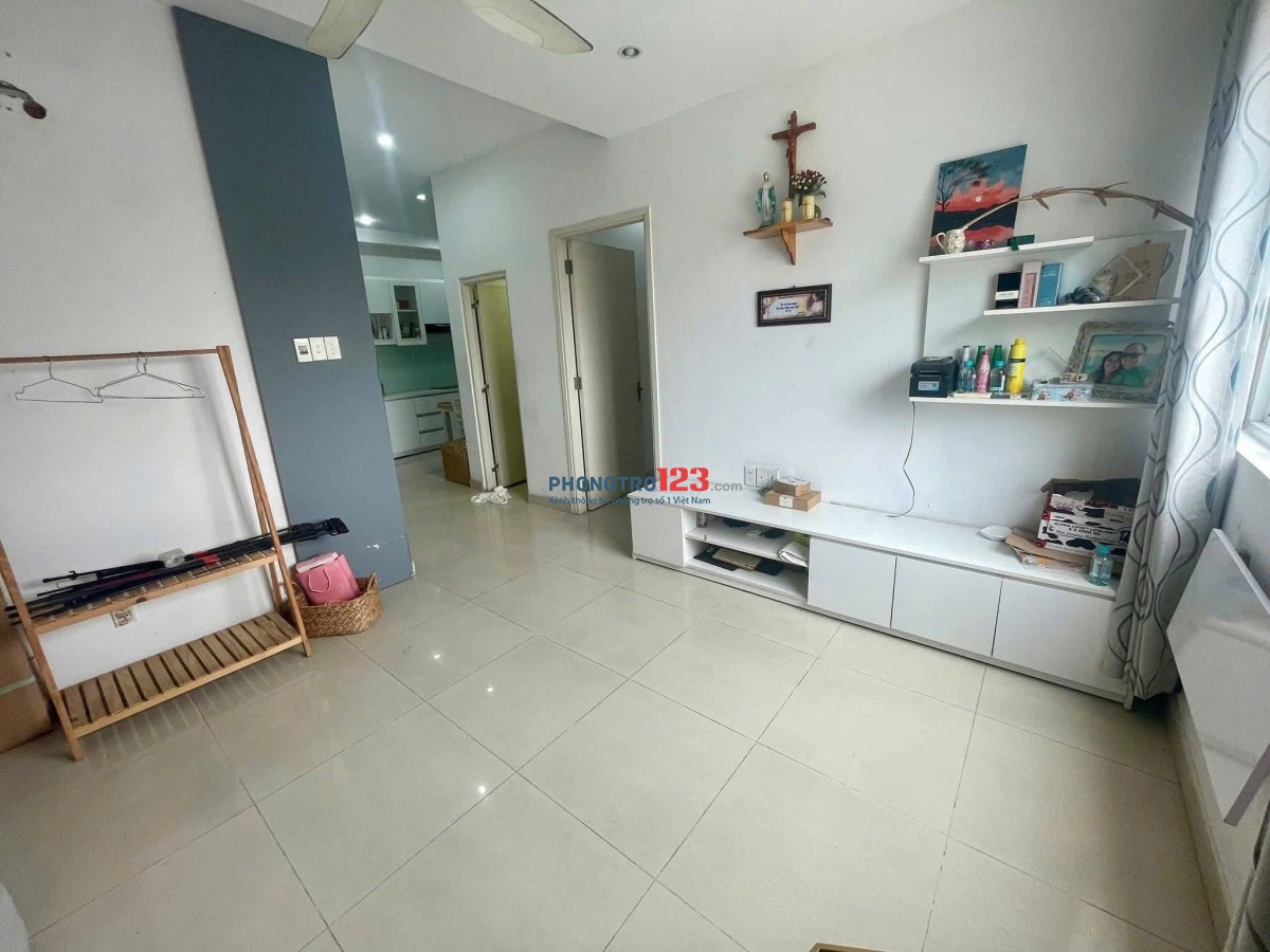 Cho thuê căn 2p C/c Topaz Garden,Tân phú, 75m2, 2PN, 2WC, 9tr5/th.