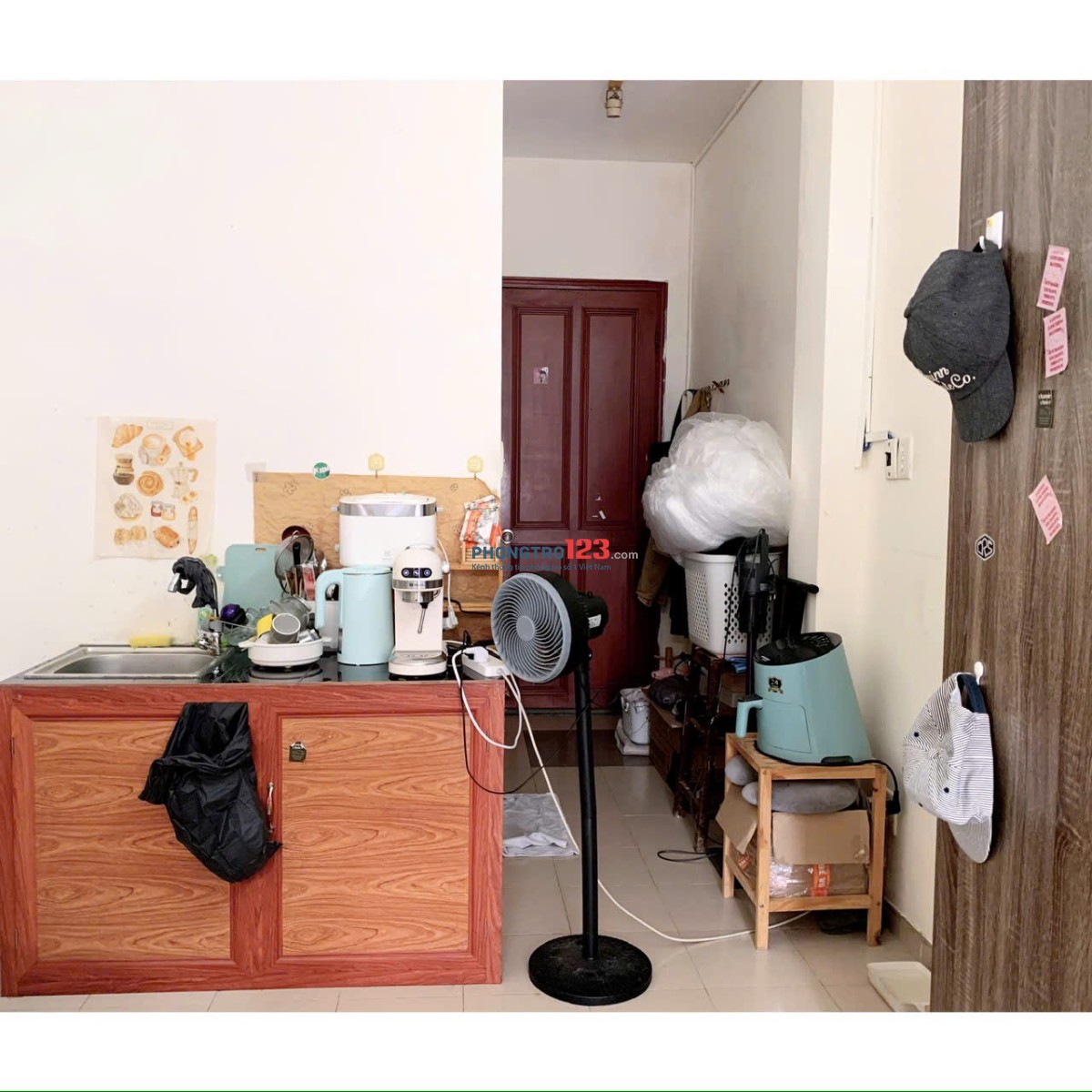 Phòng tiện nghi có Ban công & Cửa sổ tại Nguyễn Trọng Tuyển Phú Nhuận