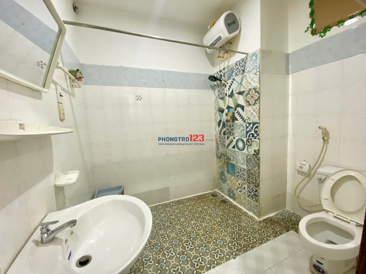 Cho thuê phòng – BANCOL- CỬA SỔ TRỜI – FULL NỘI THẤT gần Vạn Hạnh Mall, Chung cư Hà Đô.