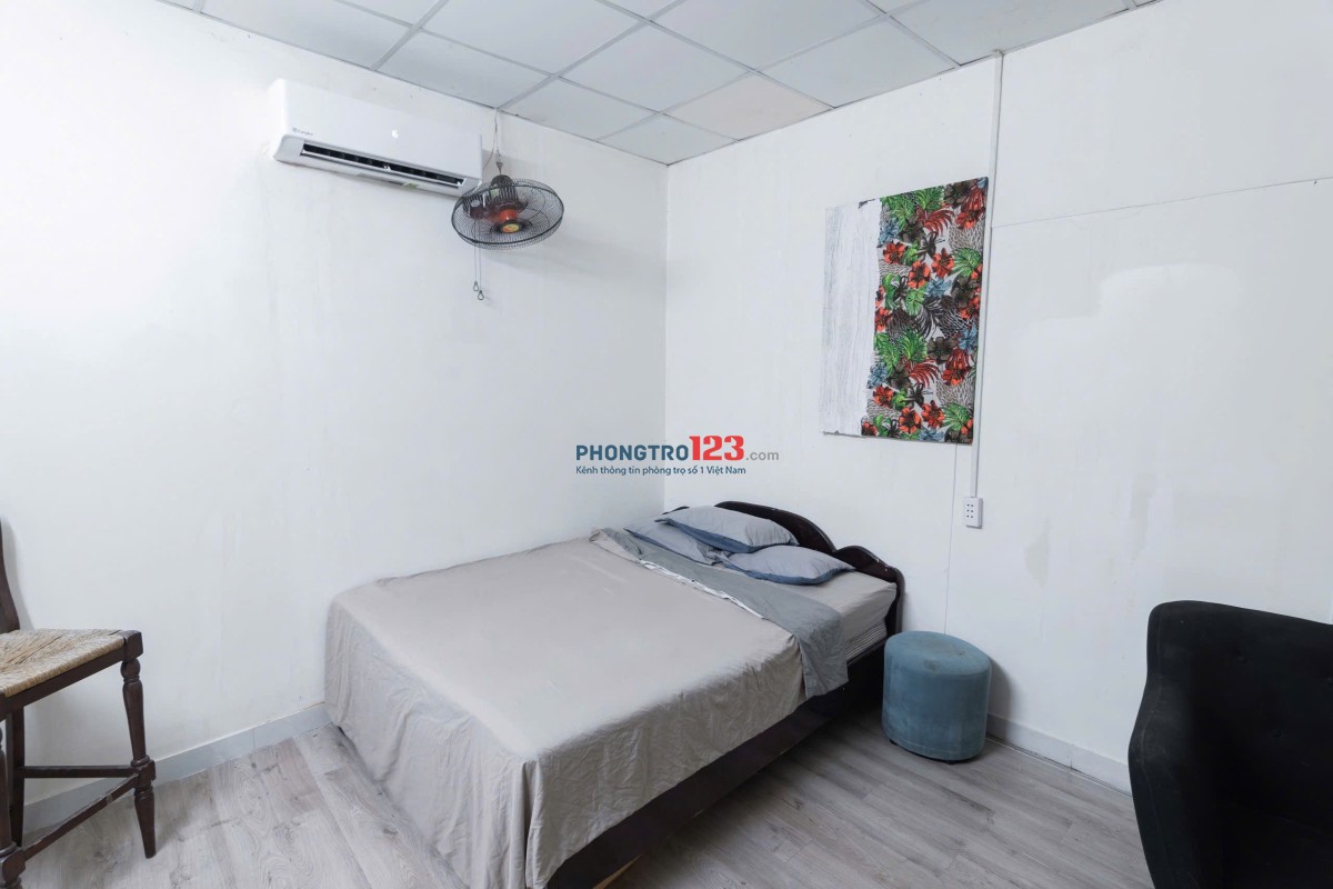 Phòng Tại: Sư Vạn Hạnh - Quận 10 - LẦU 2