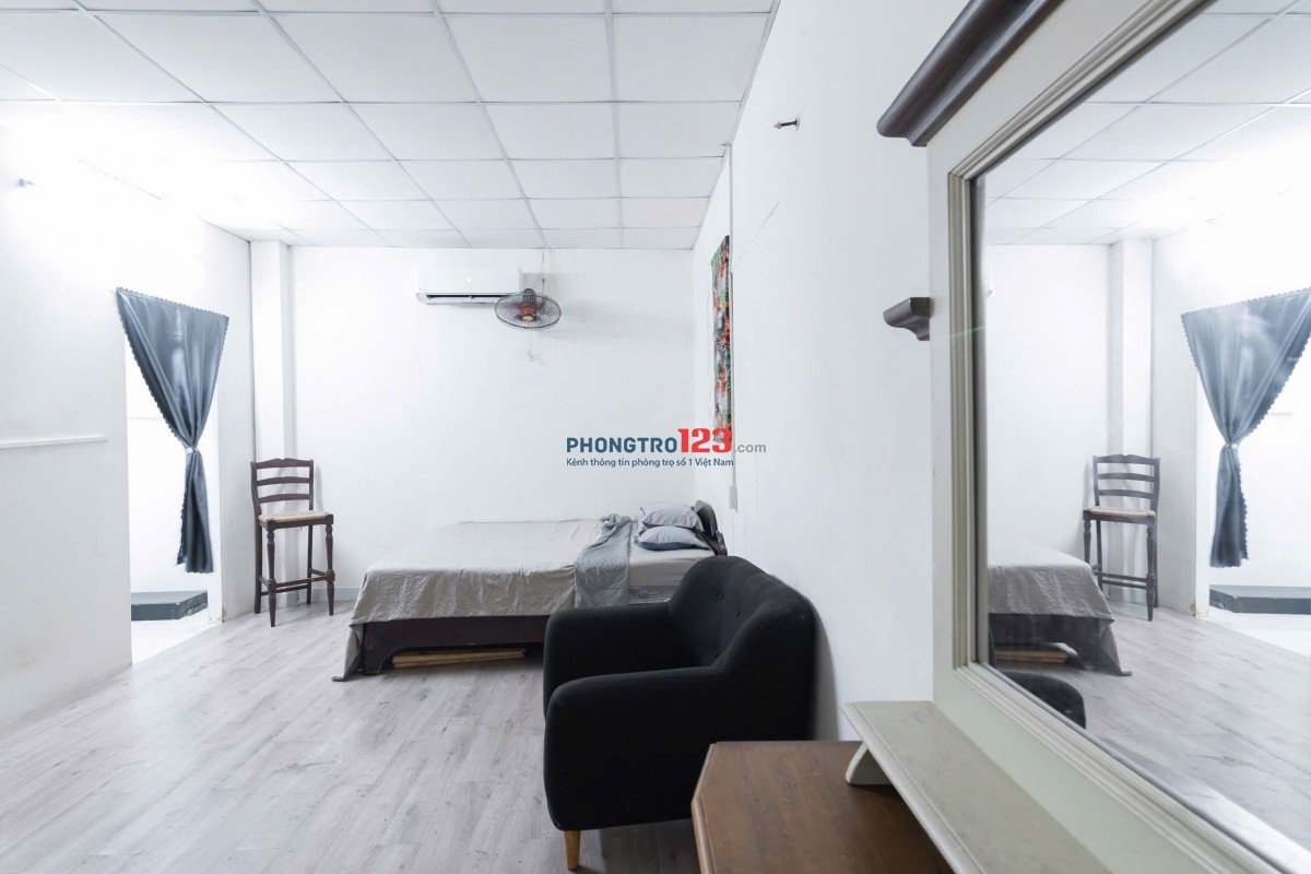 Phòng Tại: Sư Vạn Hạnh - Quận 10 - LẦU 2