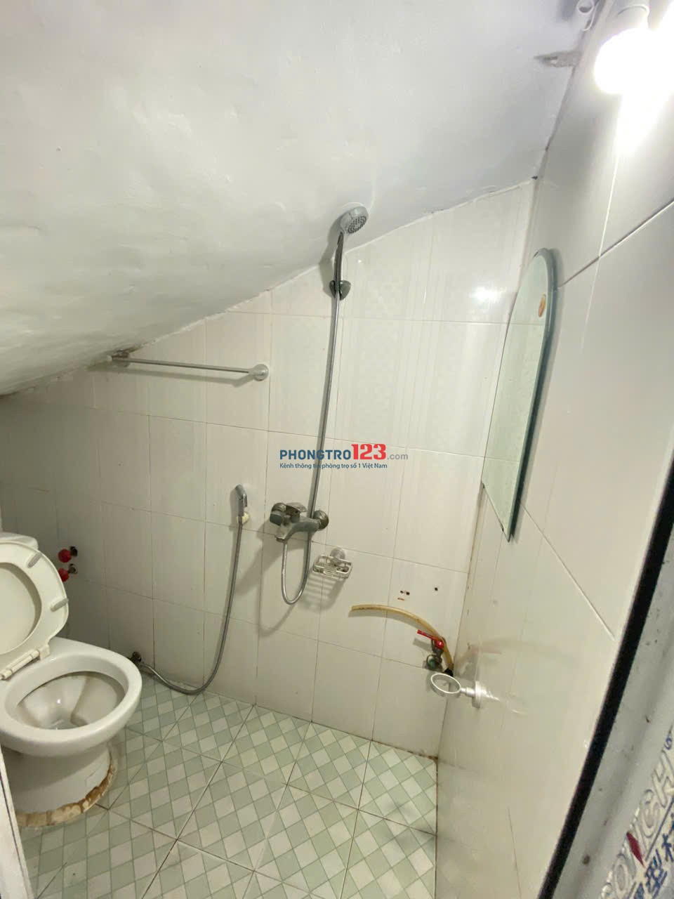 CHO Thuê phòng đức diễn 2,6 tr khép kín ở luôn