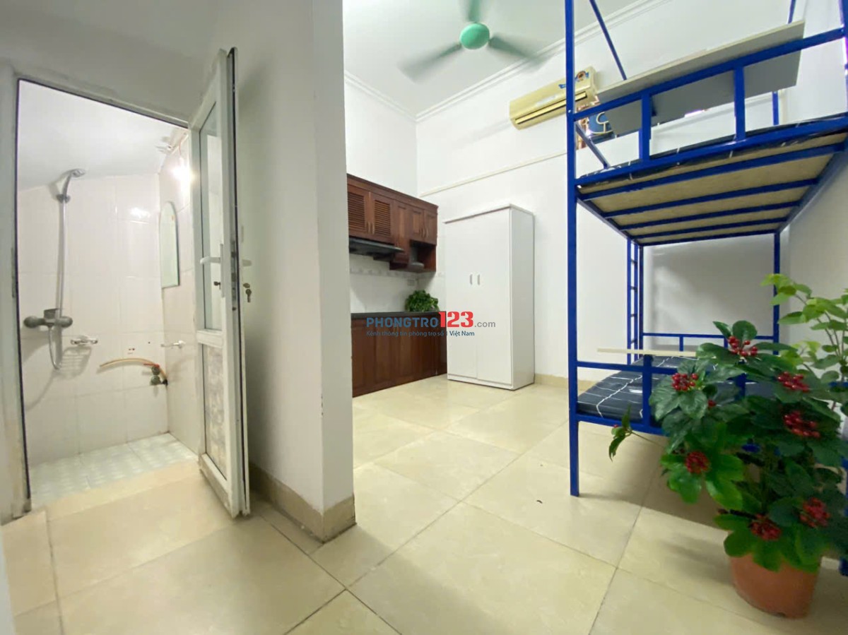 CHO Thuê phòng đức diễn 2,6 tr khép kín ở luôn
