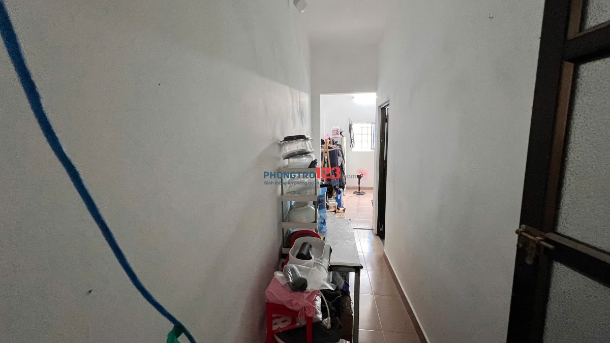 Cần pass phòng cuối tháng 1 443/91 Lê Văn sỹ giá 4tr , có máy lạnh