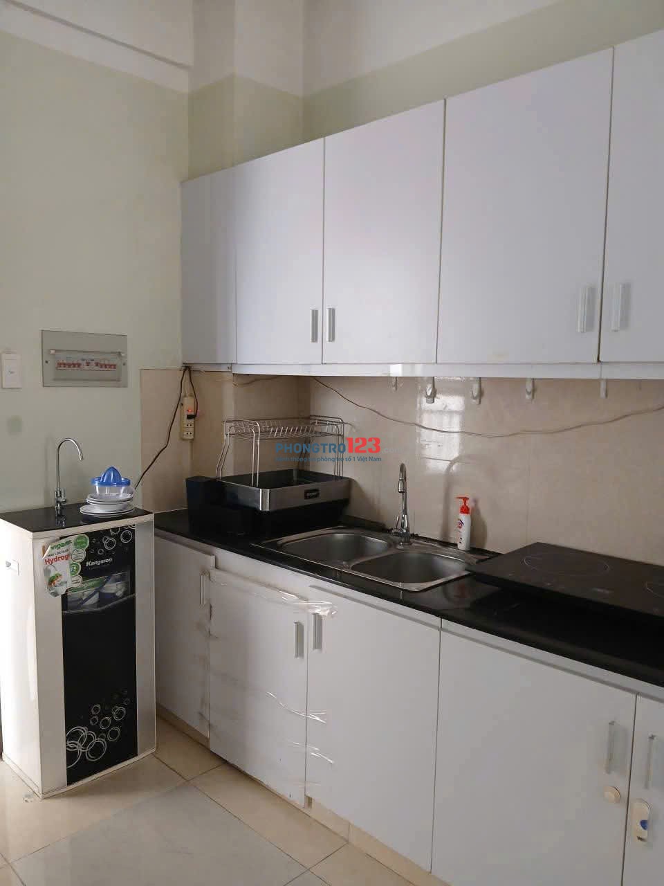 Chung cư Idico Tân Phú: Căn 2p ngủ,70m2,nội thất,giá 9,5tr.