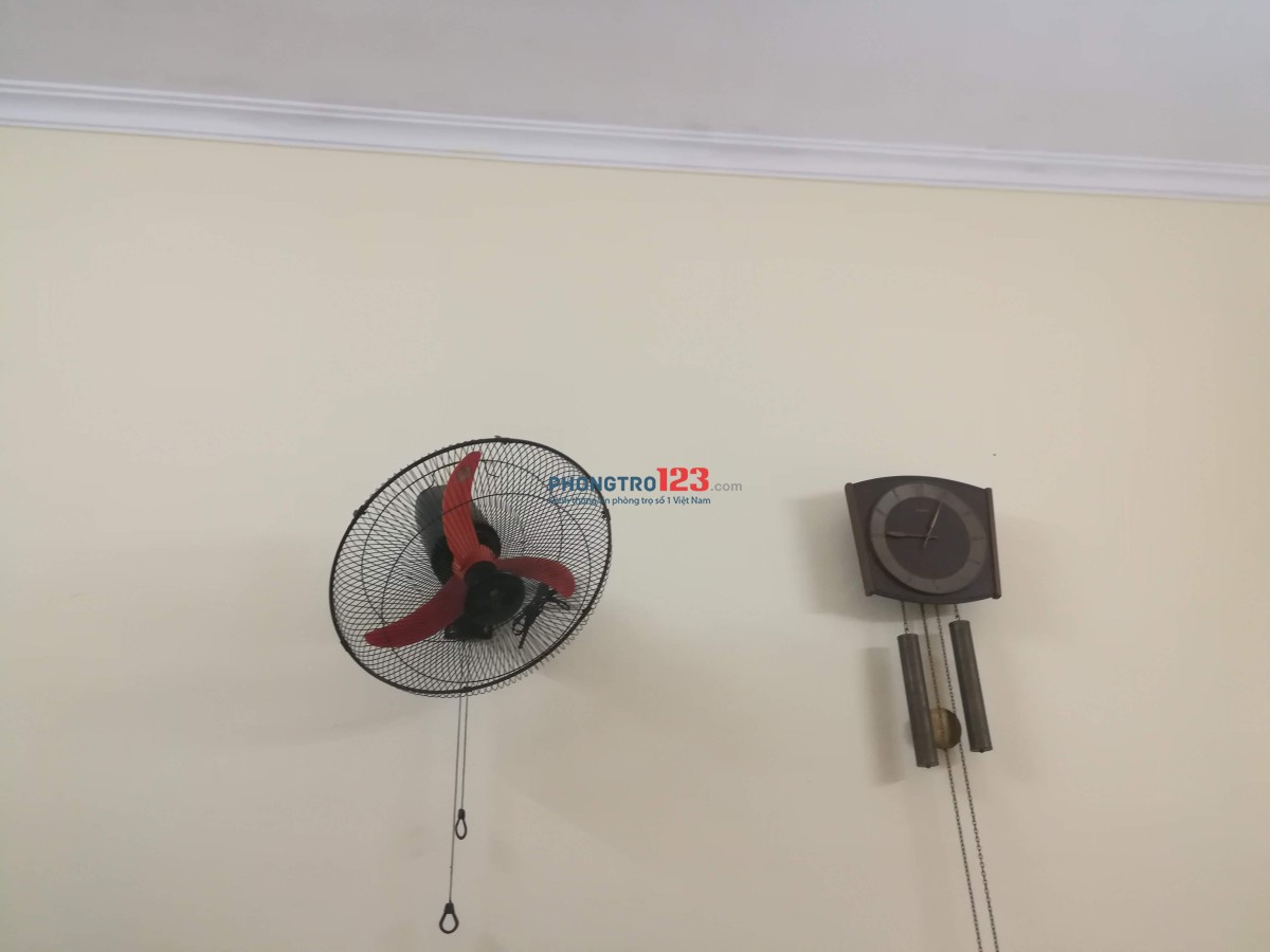 Mình cần cho thuê căn nhà 316 Đê La Thành riêng biệt 3.5 tầng Trung tâm Q.Đống Đa, nội thất cơ bản