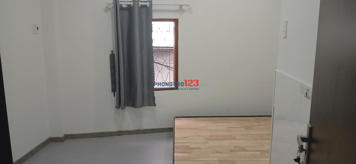 Cho thuê nhà nguyên căn 3 phòng ngủ, hẻm yên tĩnh, gần chợ – Đỗ Tấn Phong, Phú Nhuận