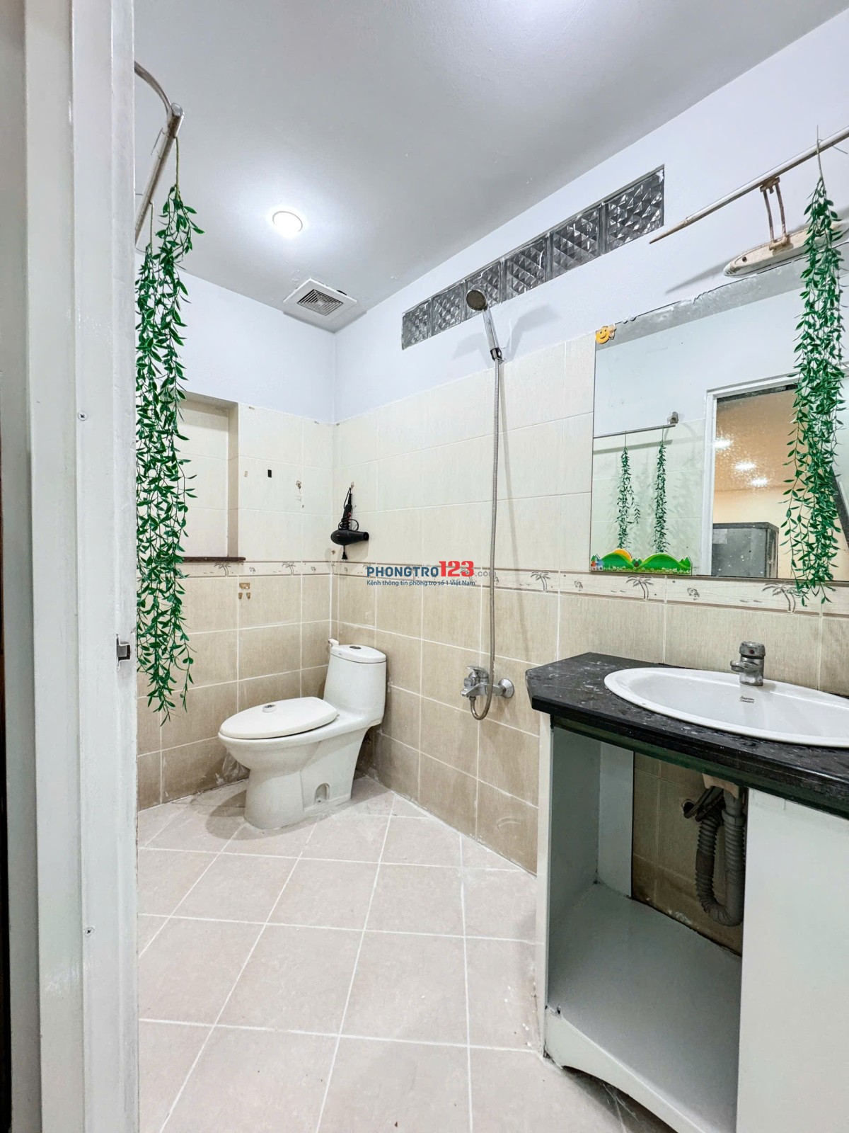 CĂN HỘ DUPLEX FULL NỘI THẤT CÓ CỬA SỔ – ĐƯỜNG SỐ 3,TÂN BÌNH – GẦN ETOWN CỘNG HÒA & ĐH VĂN HIẾN