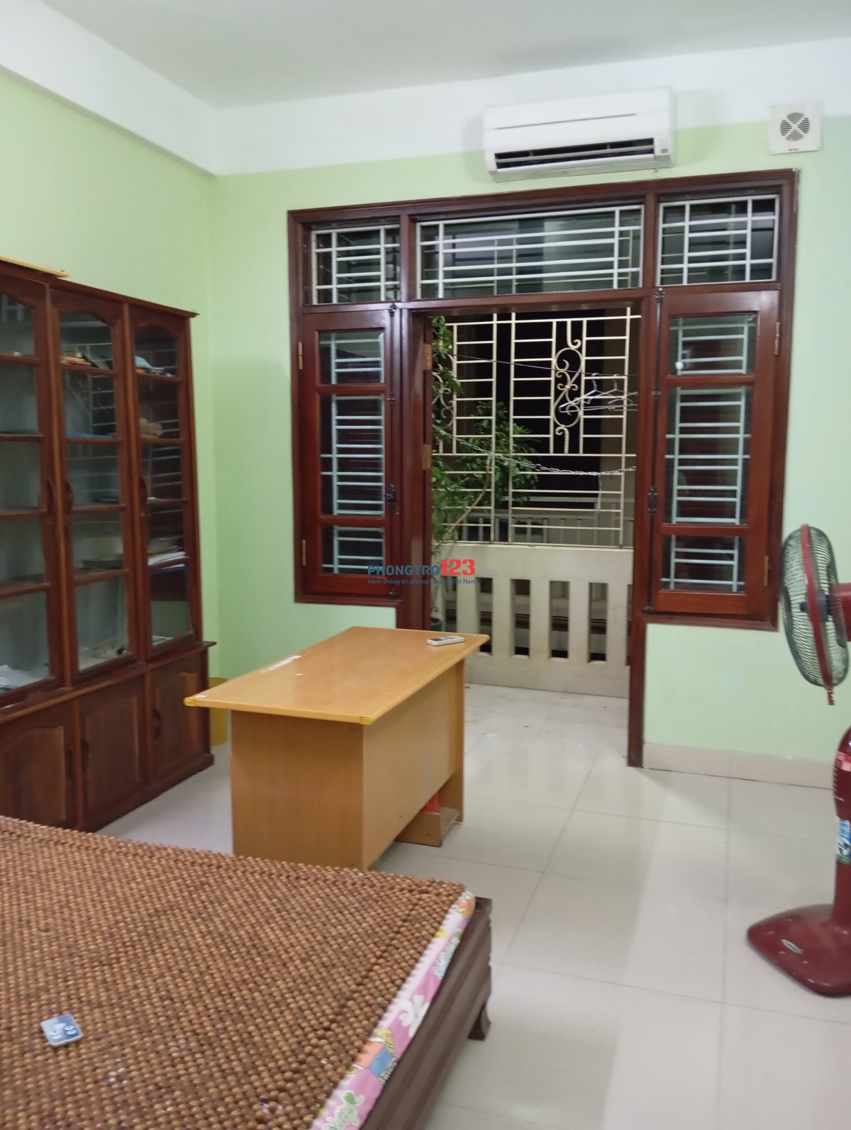 Cho thuê nguyên tầng 02 phòng ngủ riêng biệt tại ngõ 120 Yên Lãng, Thịnh Quang, Đống Đa