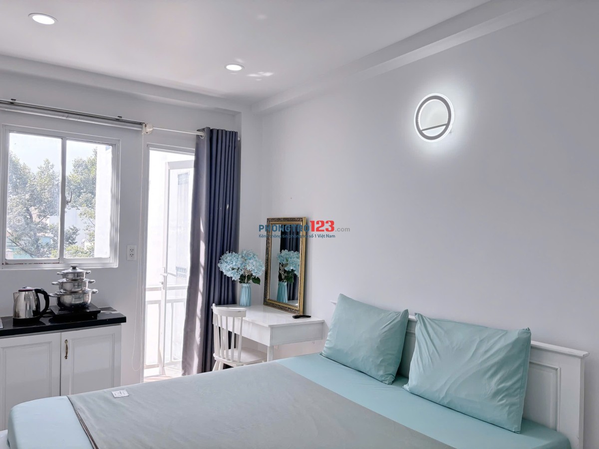 PHÒNG BAN CÔNG FULL NT GẦN CHỢ BÀU SEN NGUYỄN TRÃI