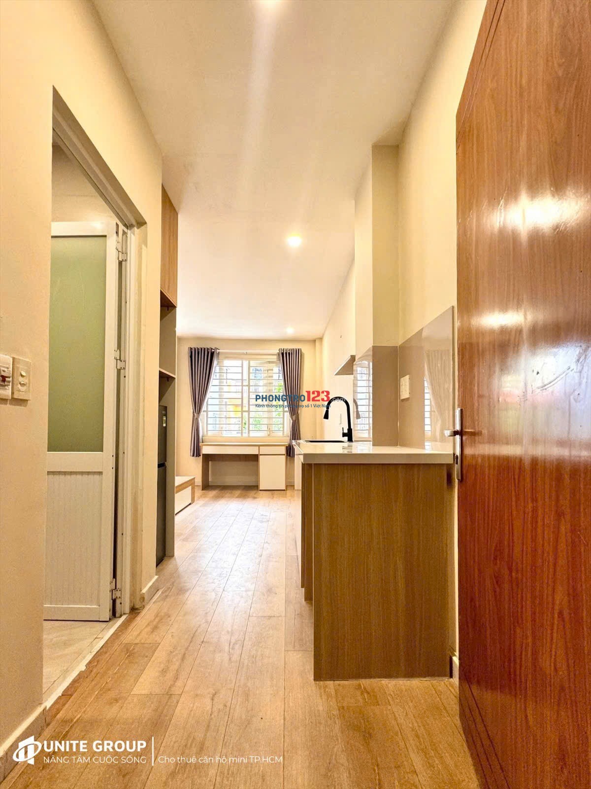 CHO THUÊ CĂN HỘ STUDIO FULL BAN CÔNG THOÁNG MÁT NGAY ĐẠI HỌC VĂN HIẾN QUẬN TÂN BÌNH