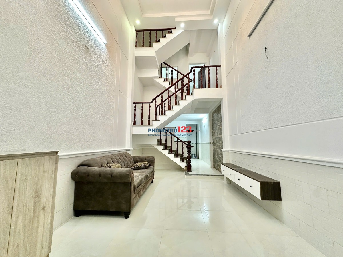 Cho thuê nhà nguyên căn 2 tầng hẻm 5m