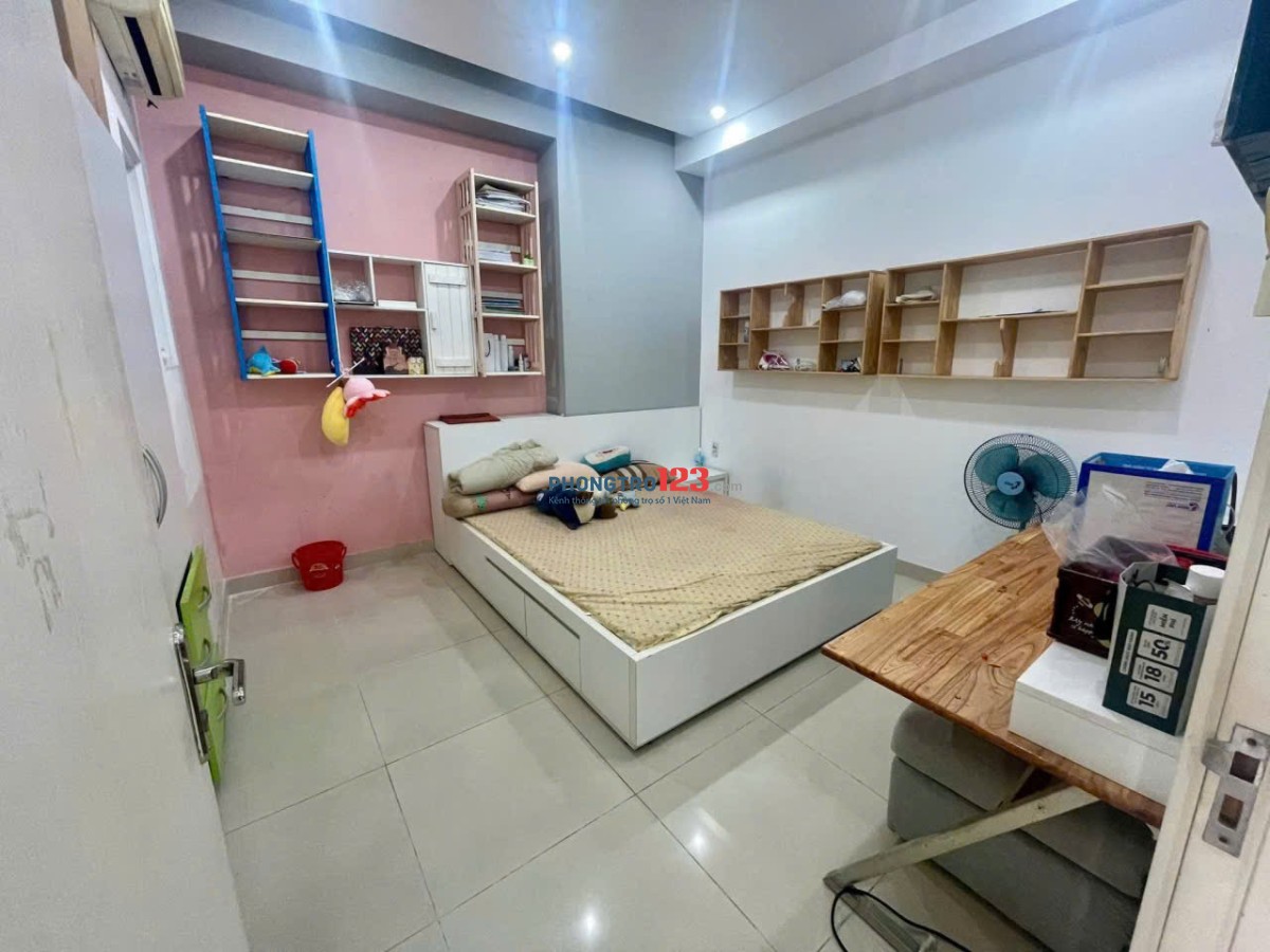 Căn 2p chỉ 9.5tr Chung cư Carillon 5,Tân Phú