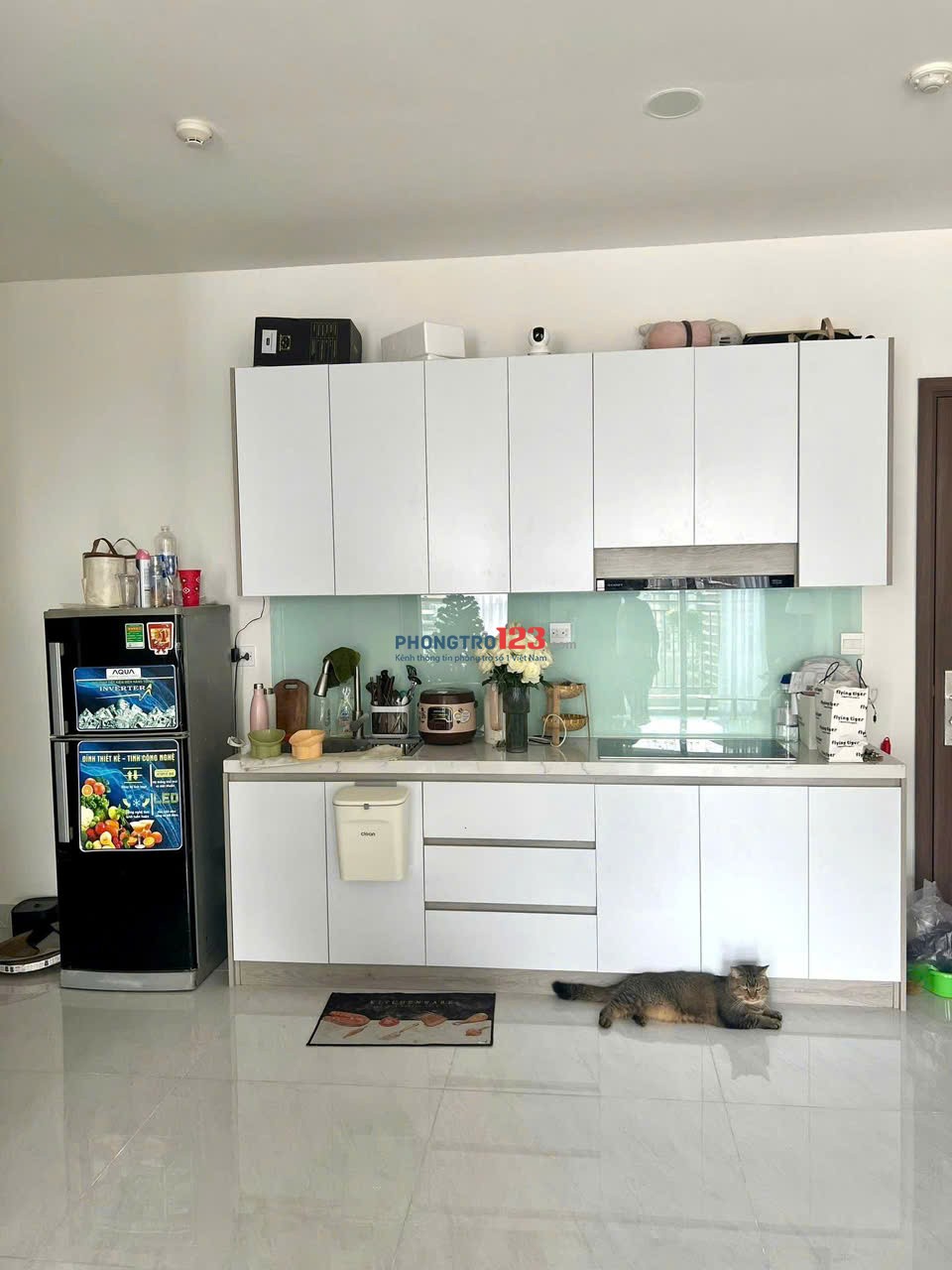 Chung cư Sky Center, Phổ Quang, P2, TB: 1p ngủ, đầy đủ nội thất, 12tr/th