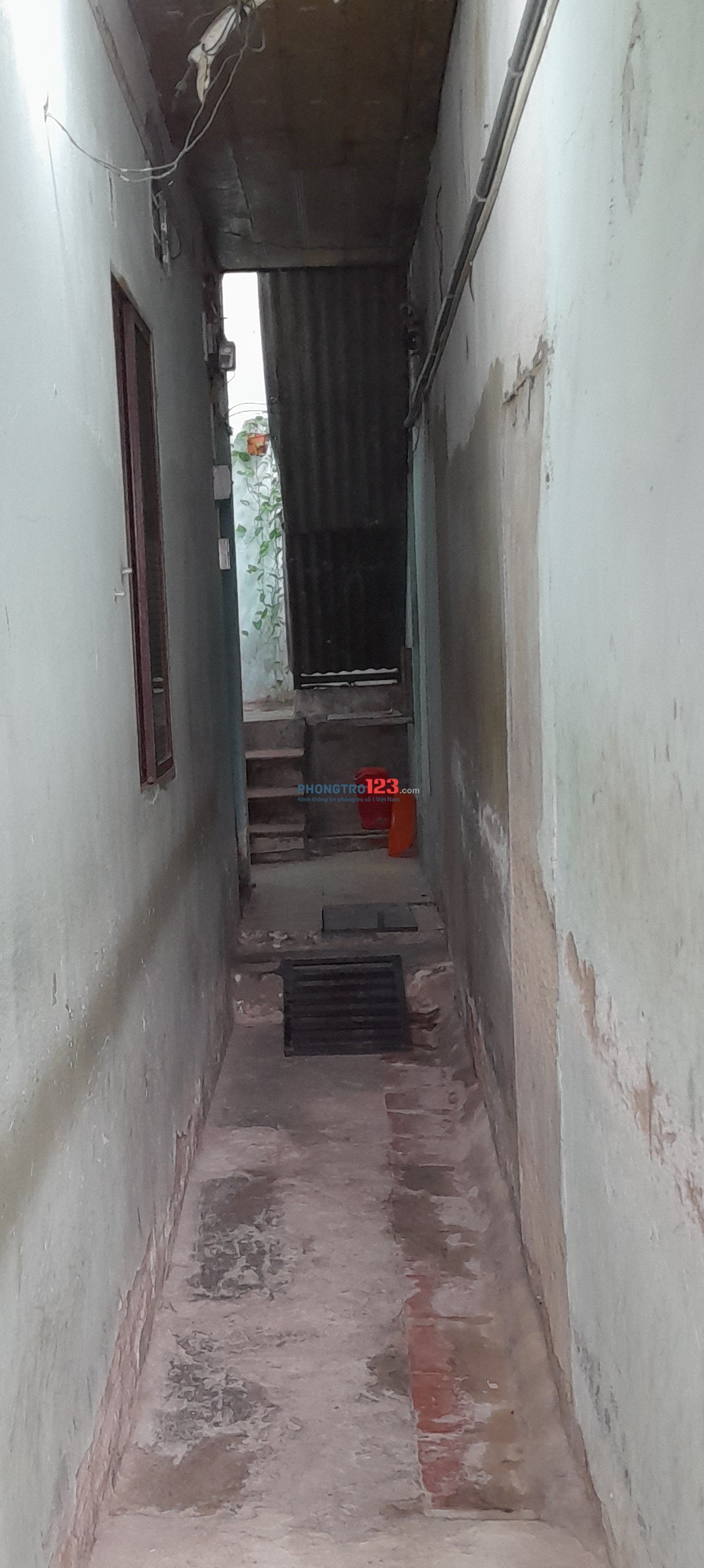 Cho thuê phòng trọ 10m2; Quận 12; cách Đại học GTVT & cầu Quang Trung 1,5 km