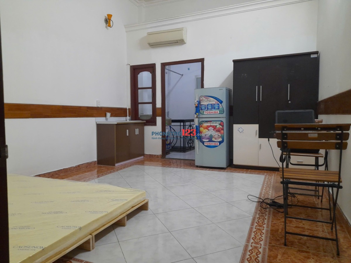 PHÒNG FULL NỘI THẤT - MÁY GIẶT RIÊNG - NGAY TRUNG TÂM BÀU CÁT TÂN BÌNH