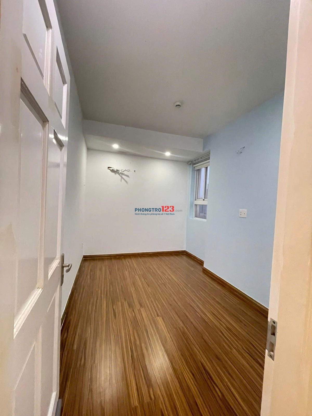 12tr/th, C/c Bảy Hiền, Phạm Thú Thứ, TB, 100m2, 3PN, 2WC.