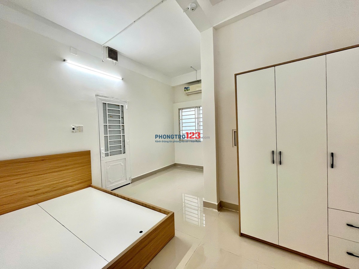 PHÒNG MỚI, NỘI THẤT ĐẦY ĐỦ , CỬA SỔ THOÁNG, GIỜ TỰ DO CHU VĂN AN BÌNH THẠNH