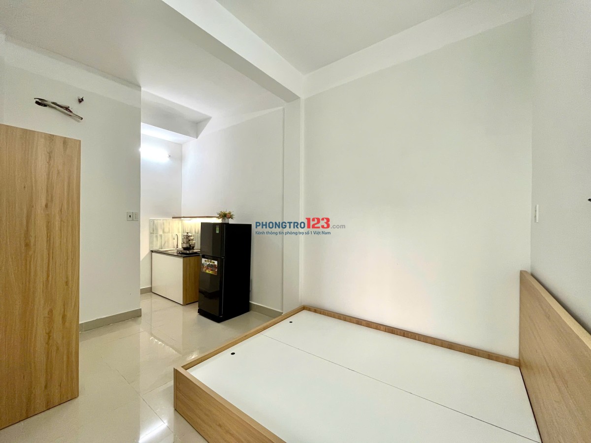 PHÒNG MỚI, NỘI THẤT ĐẦY ĐỦ , CỬA SỔ THOÁNG, GIỜ TỰ DO CHU VĂN AN BÌNH THẠNH