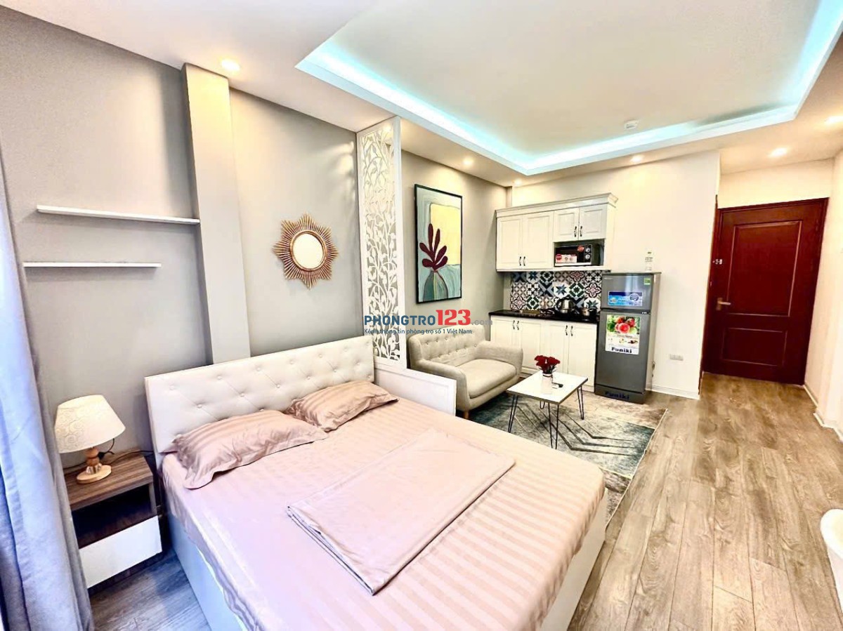 CHung cư Sky Center, 102 Phổ Quang, TB: Officetel, 48m2, 1pn, 11tr5/th