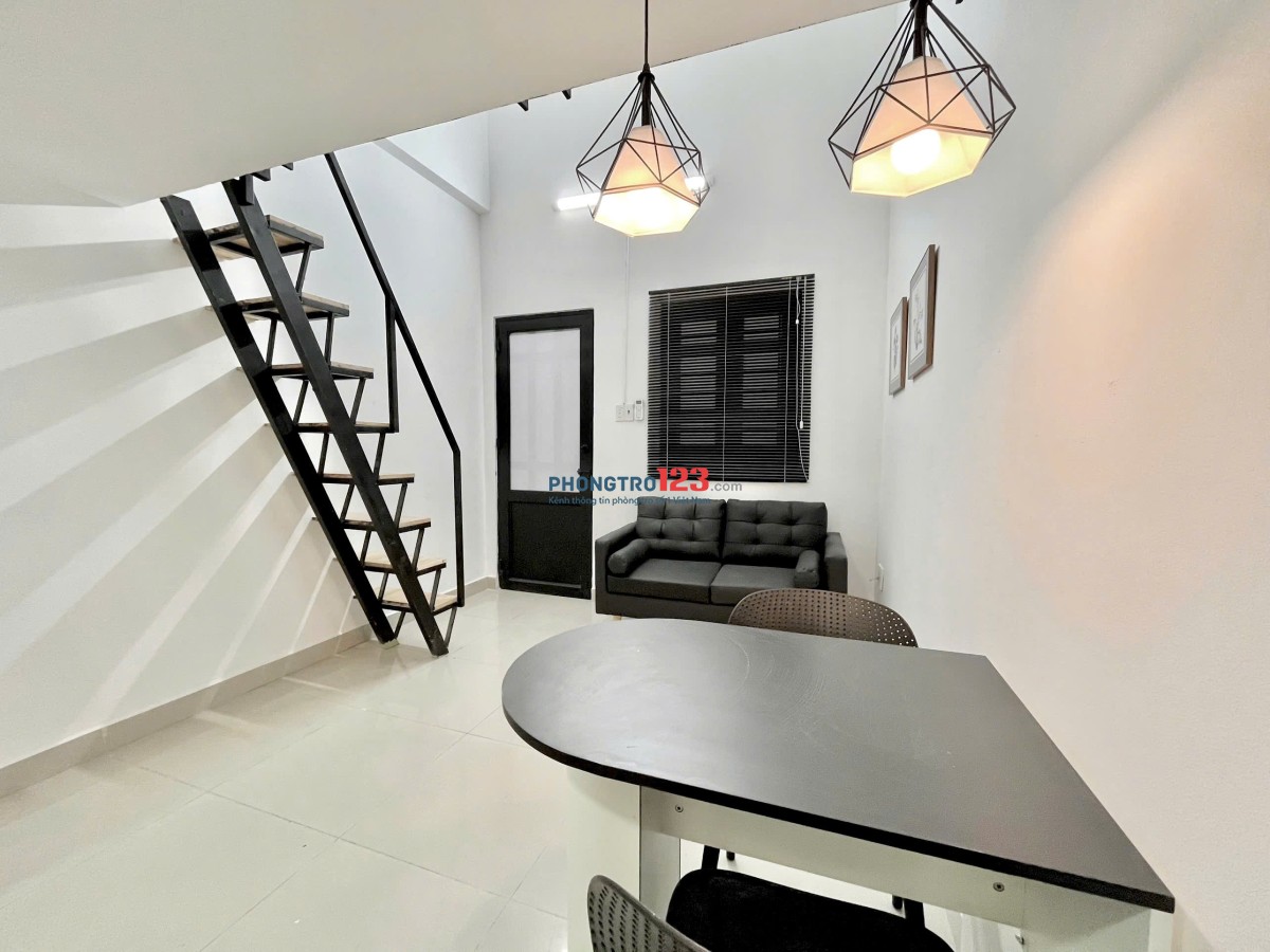 Đại hạ giá - Phòng gác cao, Studio siêu rộng ngay chợ Tân Quy giá chỉ từ 4Tr5