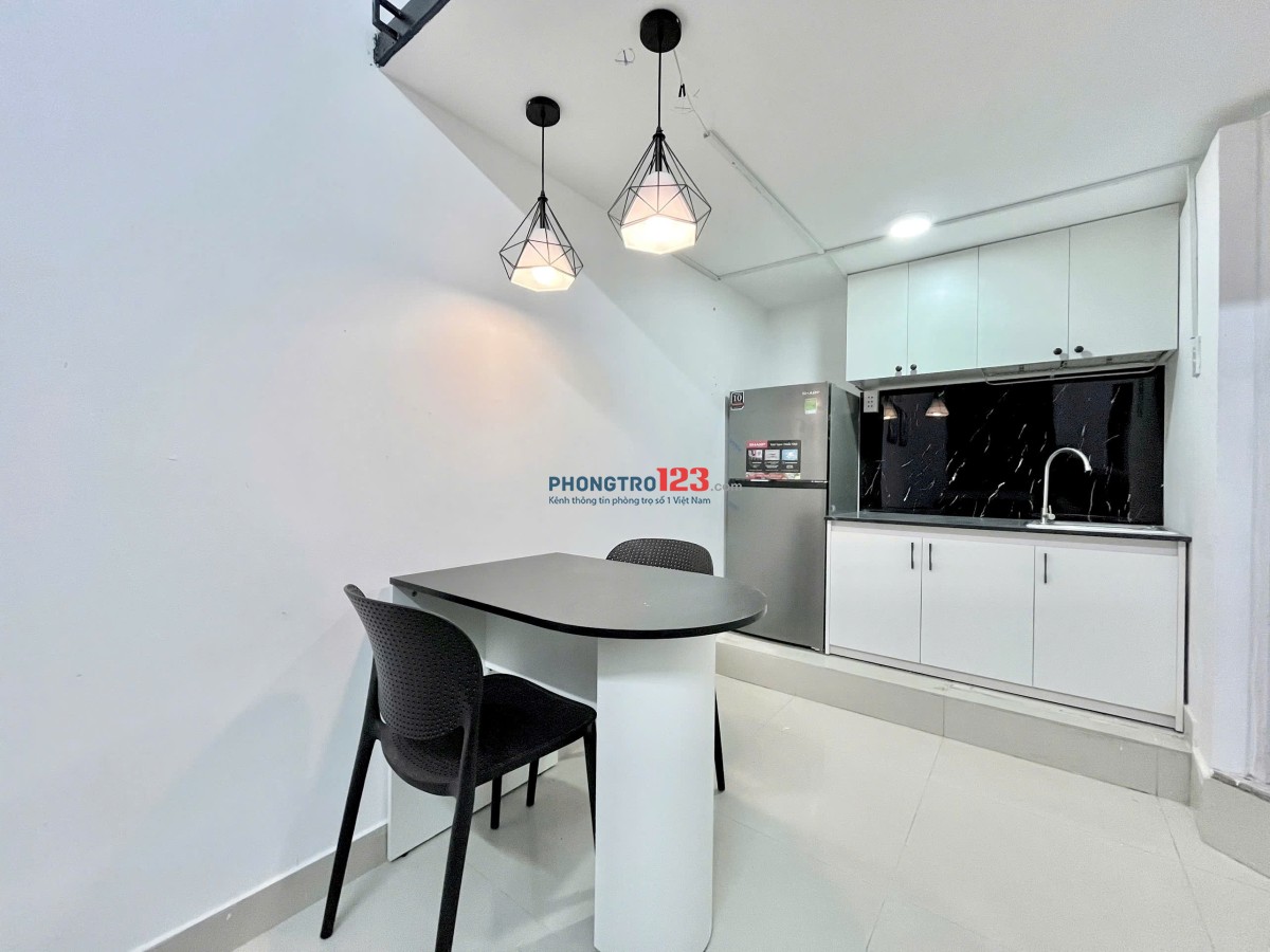 Đại hạ giá - Phòng gác cao, Studio siêu rộng ngay chợ Tân Quy giá chỉ từ 4Tr5