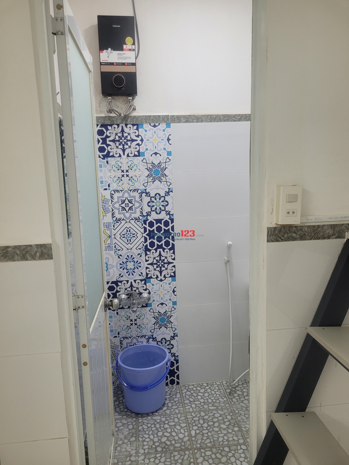 HIẾM! Phòng trệt gác suốt gần ĐH TĐT – full nội thất