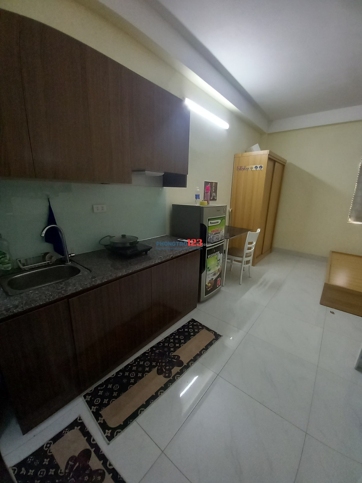 Cho thuê căn Mini 30m2 thang máy khu Cổ Nhuế - Phạm Văn Đồng giá rẻ