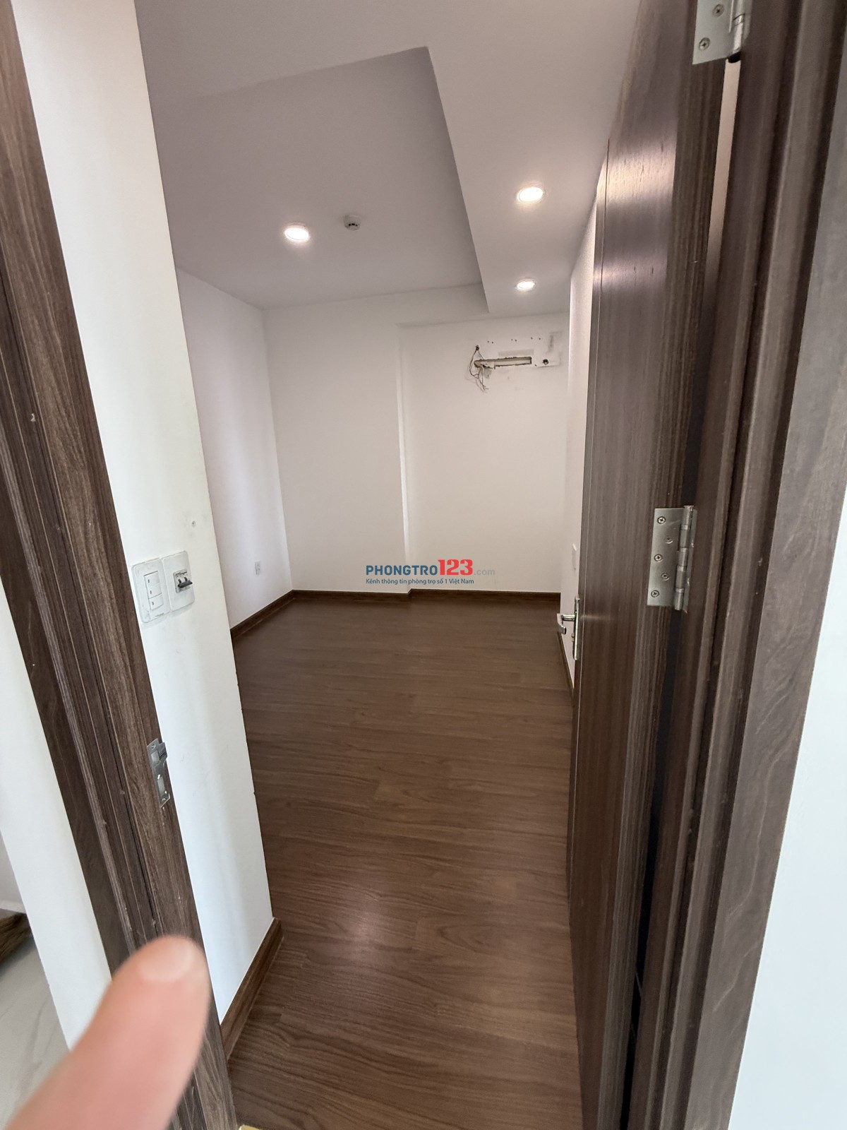 Cho thuê căn hộ richmond city Nguyễn Xí block B tần 18