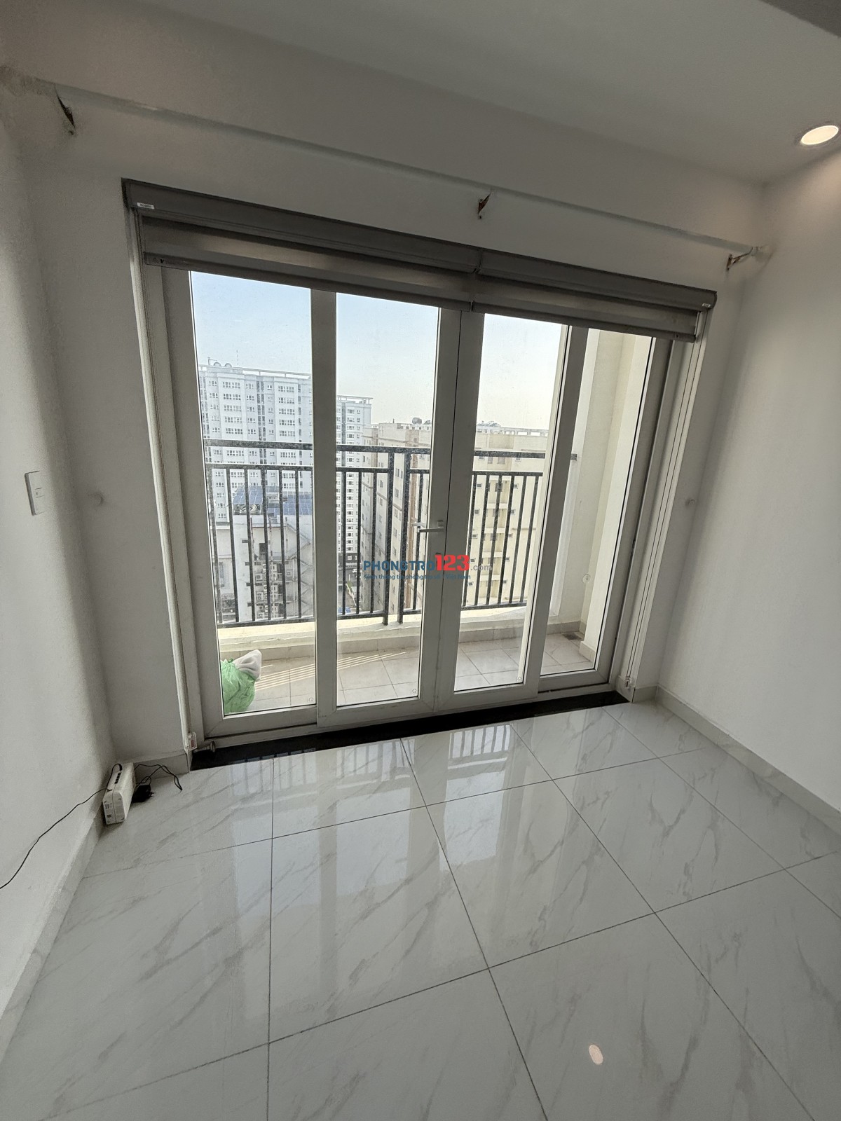 Cho thuê căn hộ richmond city Nguyễn Xí block B tần 18