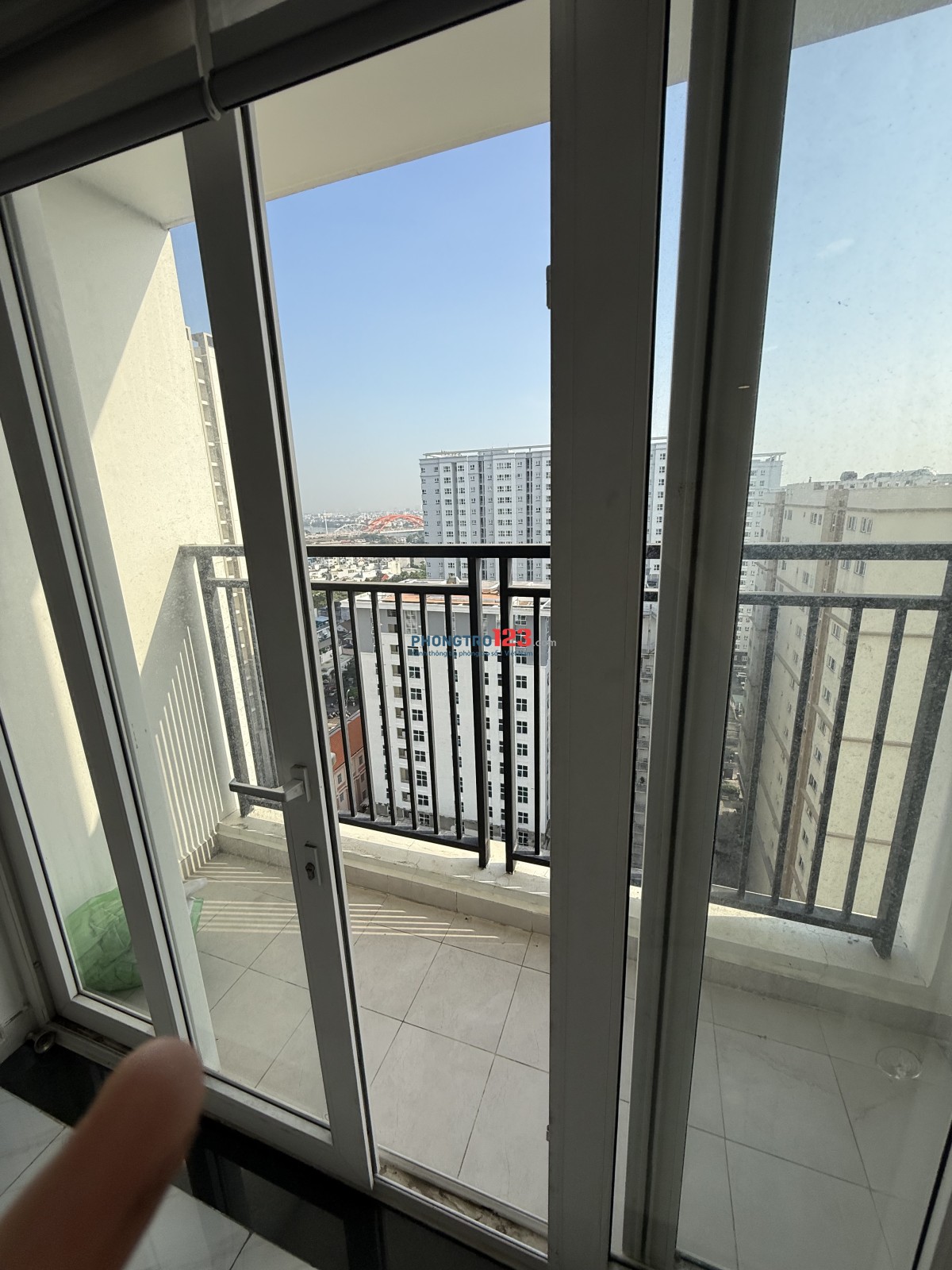 Cho thuê căn hộ richmond city Nguyễn Xí block B tần 18