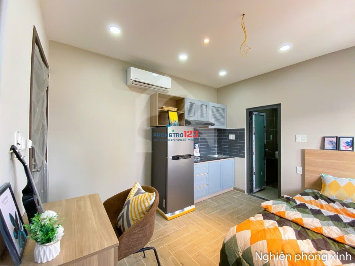 CHO THUÊ CHDV MỚI 98% FULL NỘI THẤT CỬA SỔ LỚN NẰM NGAY TRUNG TÂM BÌNH THẠNH GẦN NGÃ TƯ NGUYỄN XÍ