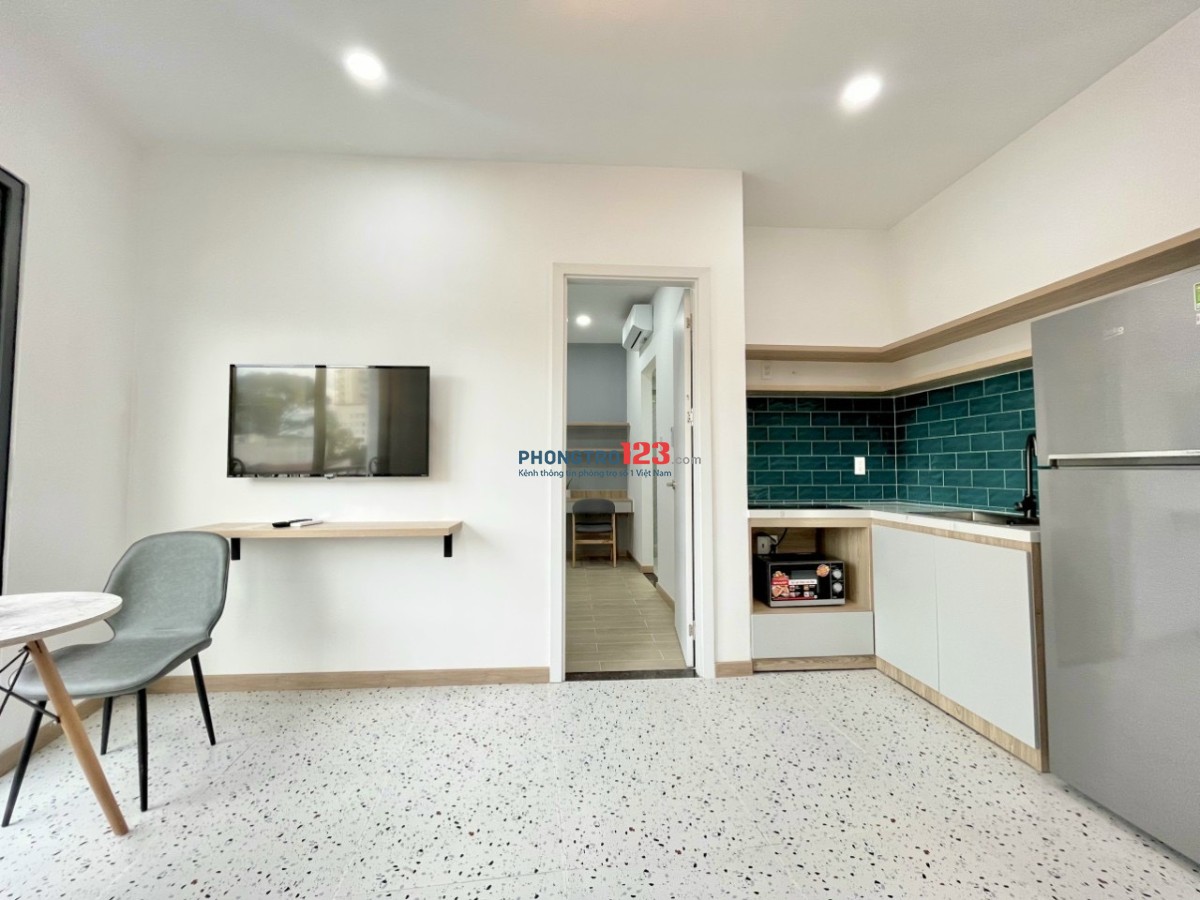 CĂN HỘ CAO CẤP 30M² – BAN CÔNG RIÊNG + TÁCH BẾP – NGAY LÊ VĂN SỸ, TÂN BÌNH – GIÁ CHỈ 7tr