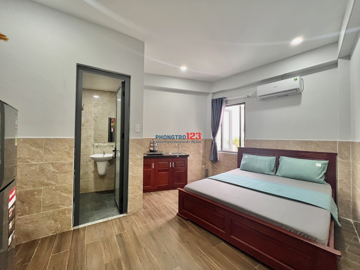 PHÒNG CỬA SỔ 25m2 HUỲNH TẤN PHÁT Q7 FULL TIỆN NGHI