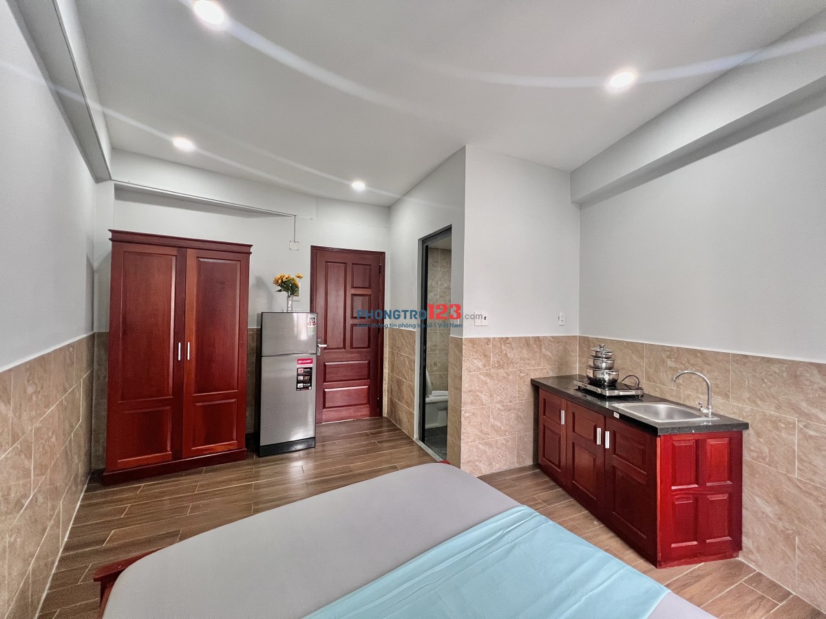 PHÒNG CỬA SỔ 25m2 HUỲNH TẤN PHÁT Q7 FULL TIỆN NGHI